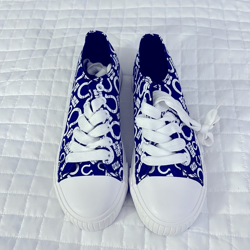 New- never worn - women’s Colts tennis shoes size 7